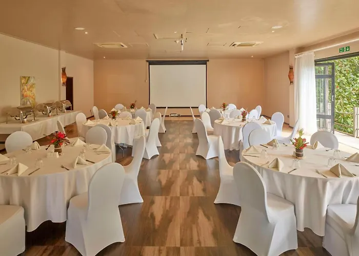 Resort Doubletree By Hilton Seychelles Allamanda &
