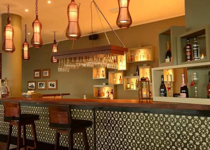 Doubletree By Hilton Seychelles Allamanda & 4* Takamaka
