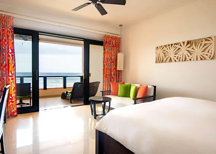 Doubletree By Hilton Seychelles Allamanda & 4* Takamaka