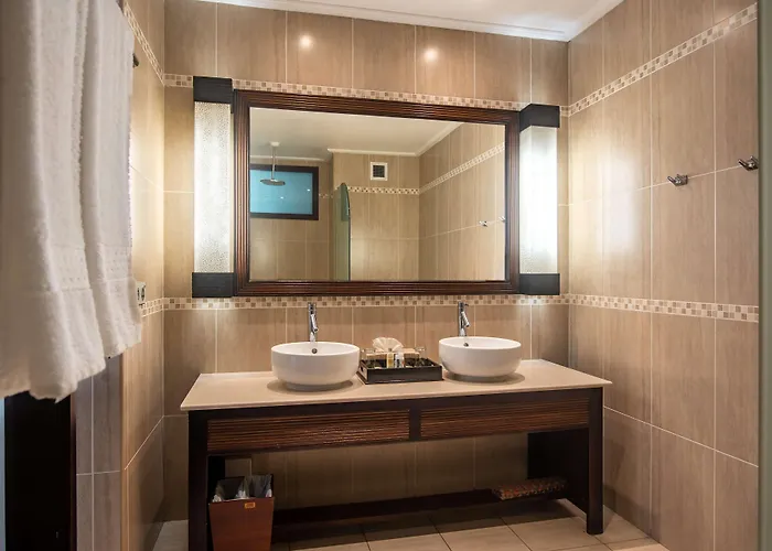 Doubletree By Hilton Seychelles Allamanda & Resort