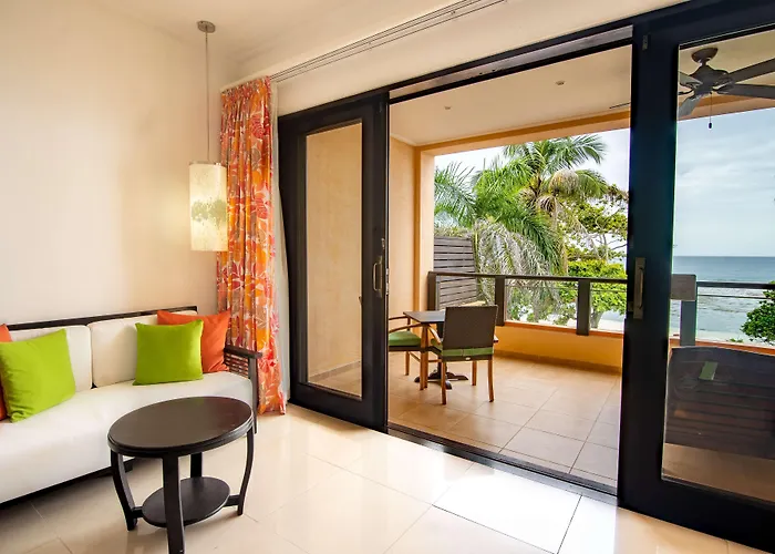 Doubletree By Hilton Seychelles Allamanda & Resort Takamaka